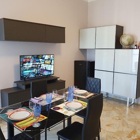 Giolitti Luxury Apartment Cuneo Bagian luar foto